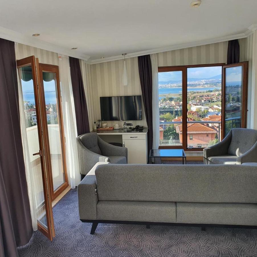 Double Royal Hotel Kocaeli Exteriör bild