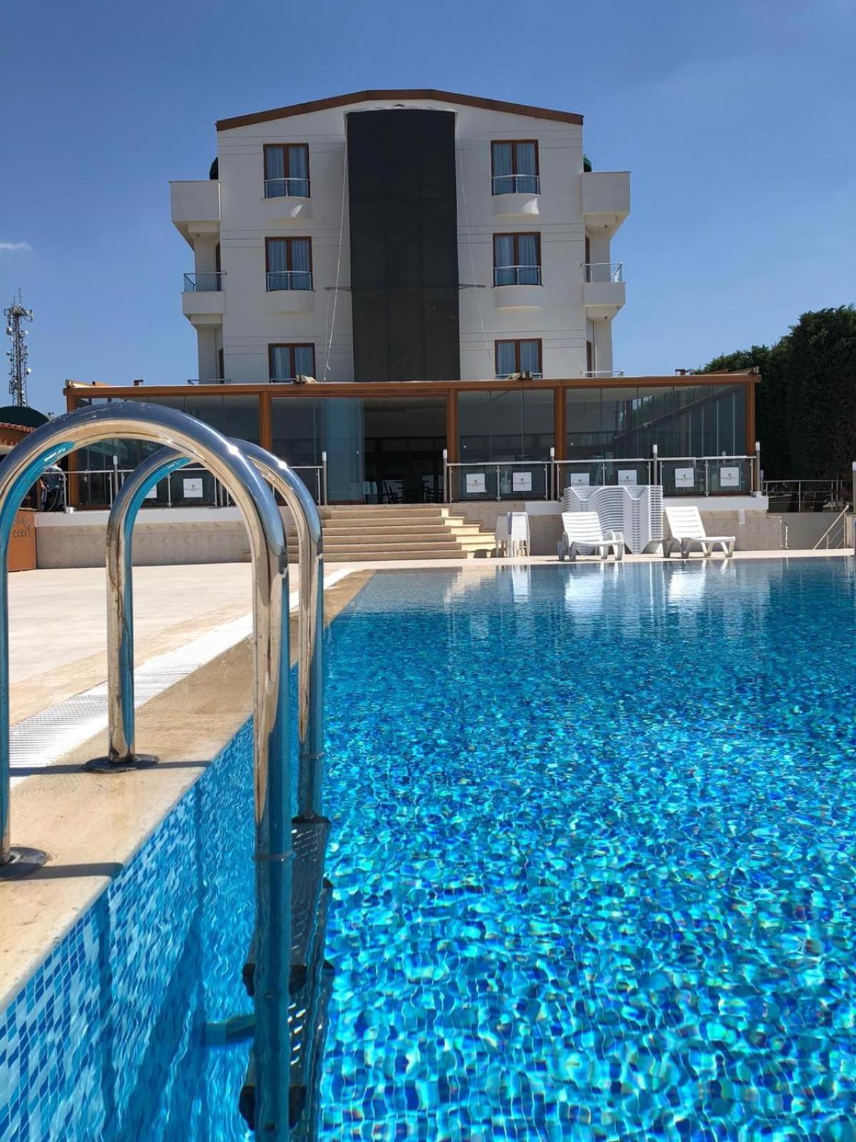 Double Royal Hotel Kocaeli Exteriör bild