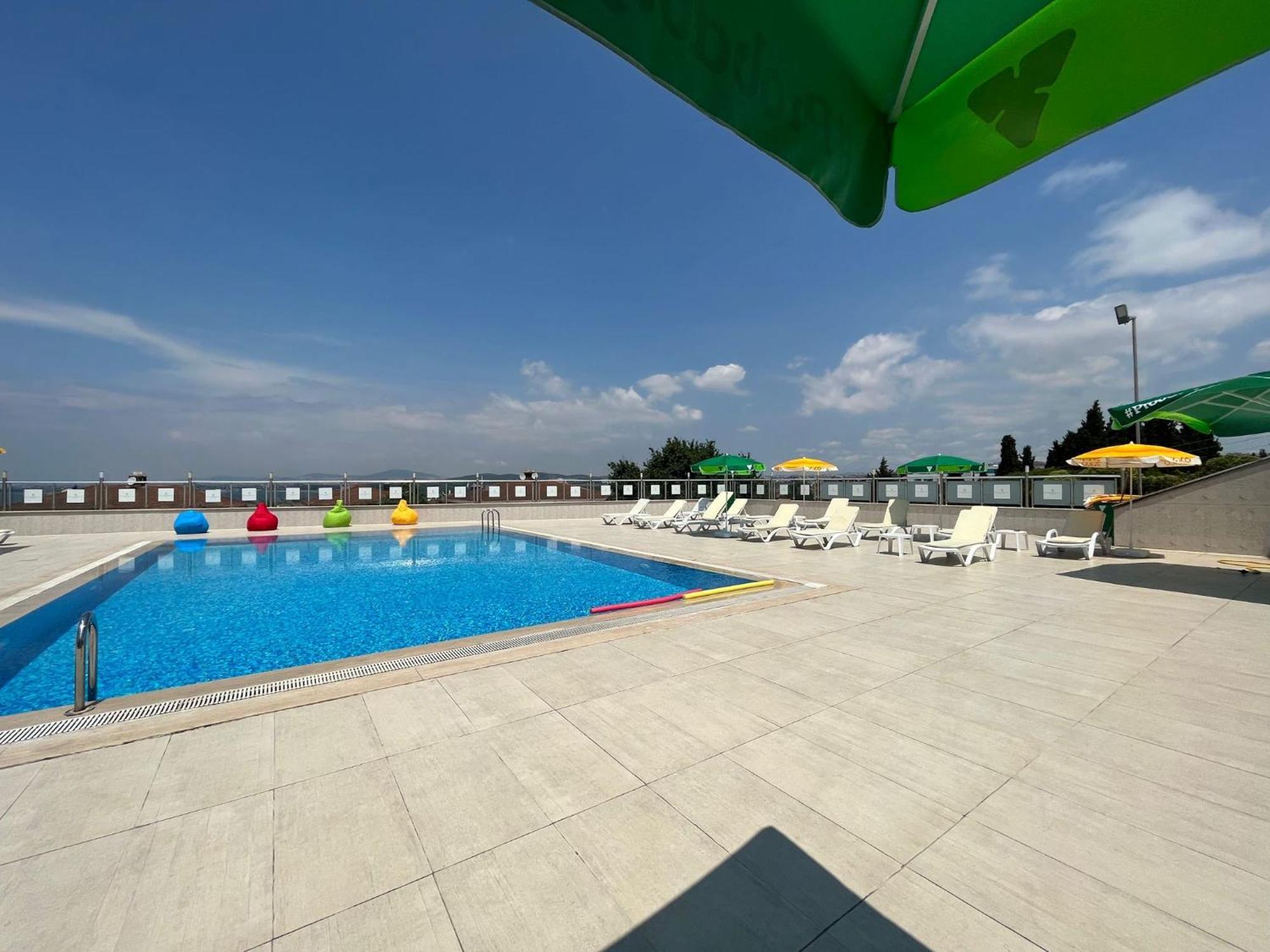 Double Royal Hotel Kocaeli Exteriör bild